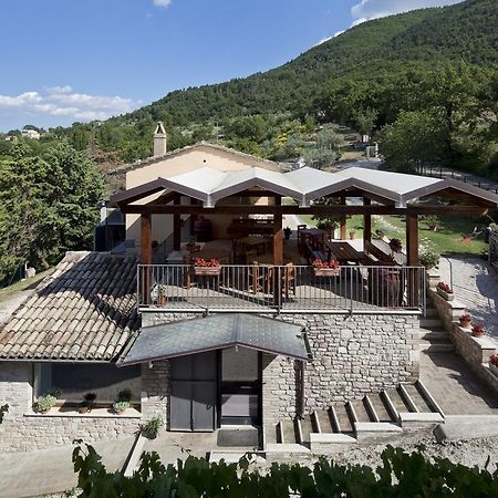 Agriturismo Il Castello Assisi Ngoại thất bức ảnh