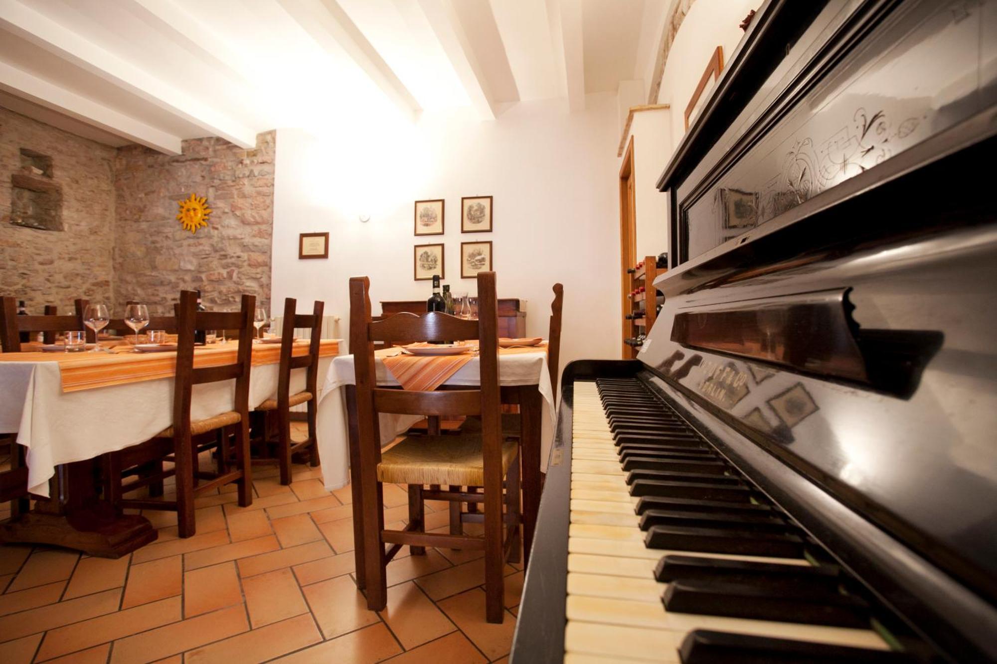 Agriturismo Il Castello Assisi Ngoại thất bức ảnh