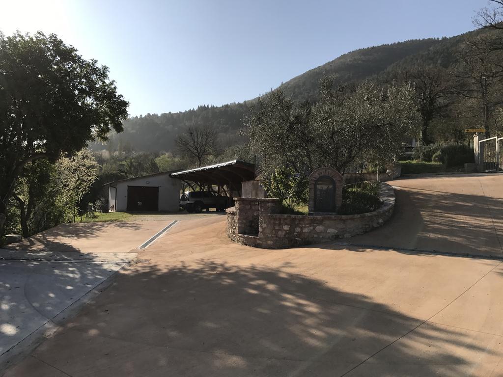 Agriturismo Il Castello Assisi Ngoại thất bức ảnh
