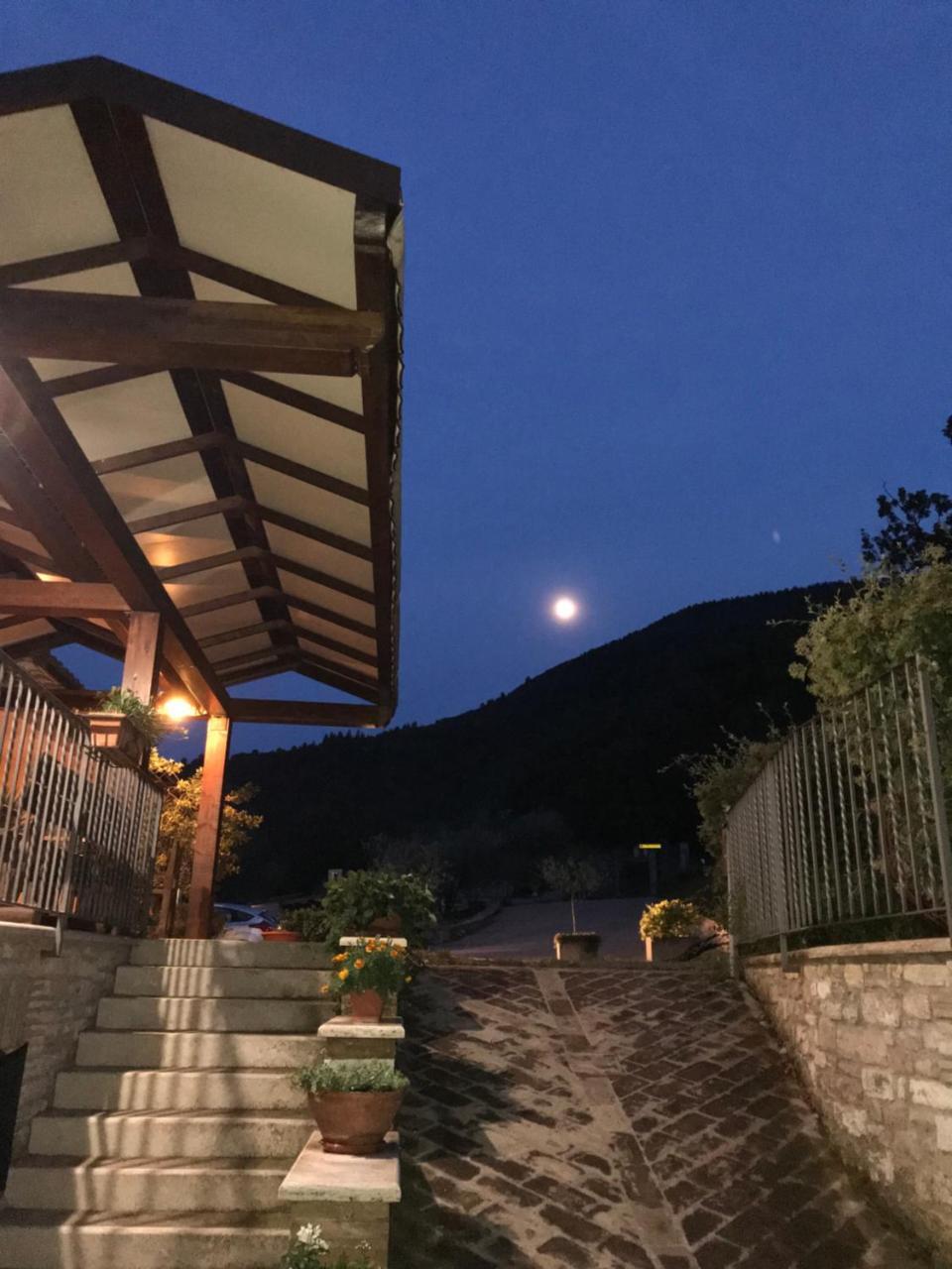 Agriturismo Il Castello Assisi Ngoại thất bức ảnh